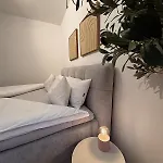 Mitten In Der Historischen Altstadt Von