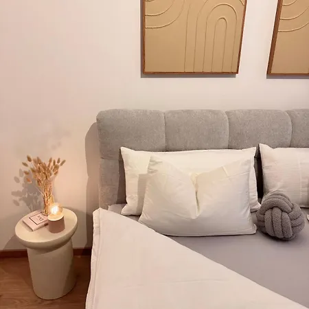 Mitten In Der Historischen Altstadt Von Appartamento