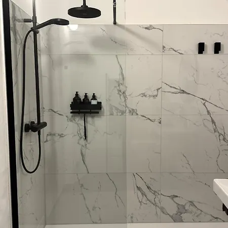 شقة Mitten In Der Historischen Altstadt Von