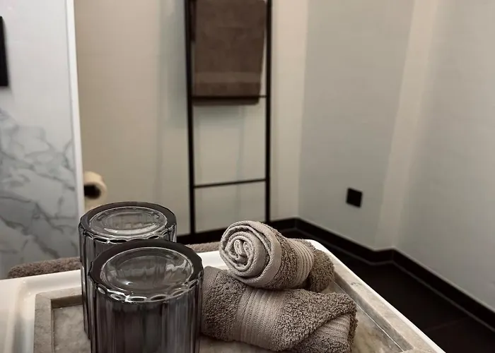 Mitten In Der Historischen Altstadt Von *